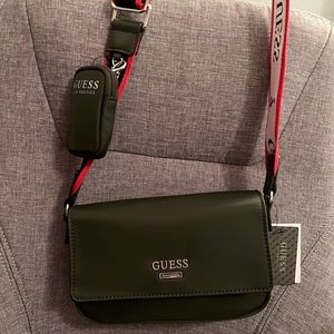 Brand New GUESS crossbody with Tags